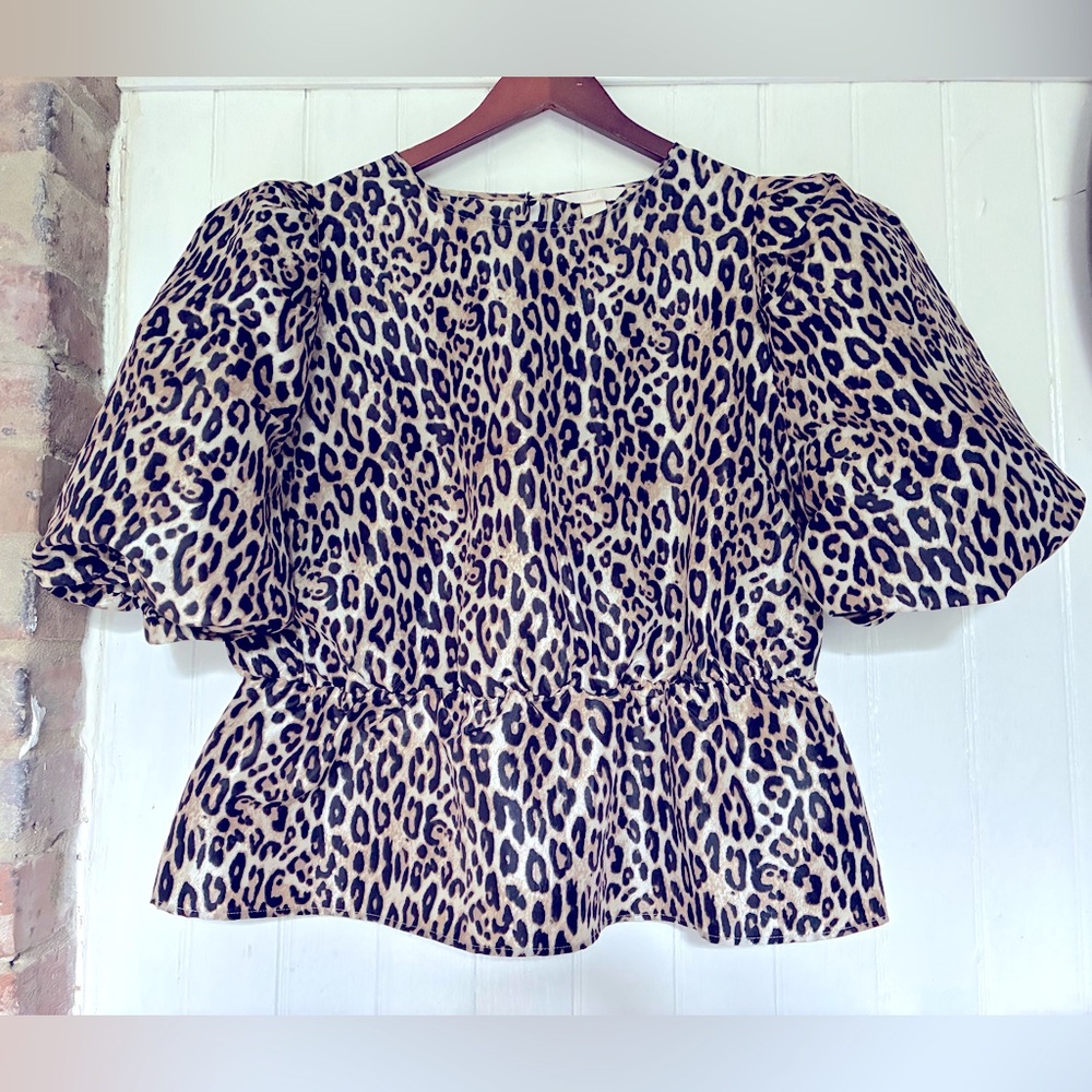 PRICE DROP! H&M Leopard Print Puffed Sleeve Peplum Top, Stretch Waist, sz XL